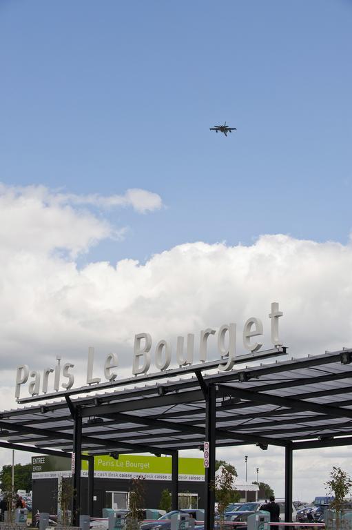 Kyriad Le Bourget Centre- Parc Des Expositions Bagian luar foto